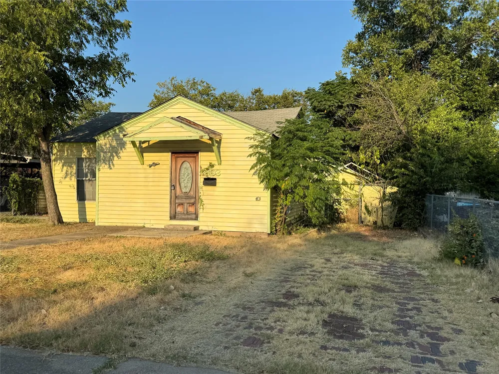 3203 Runnels Street Fort Worth, TX 76106