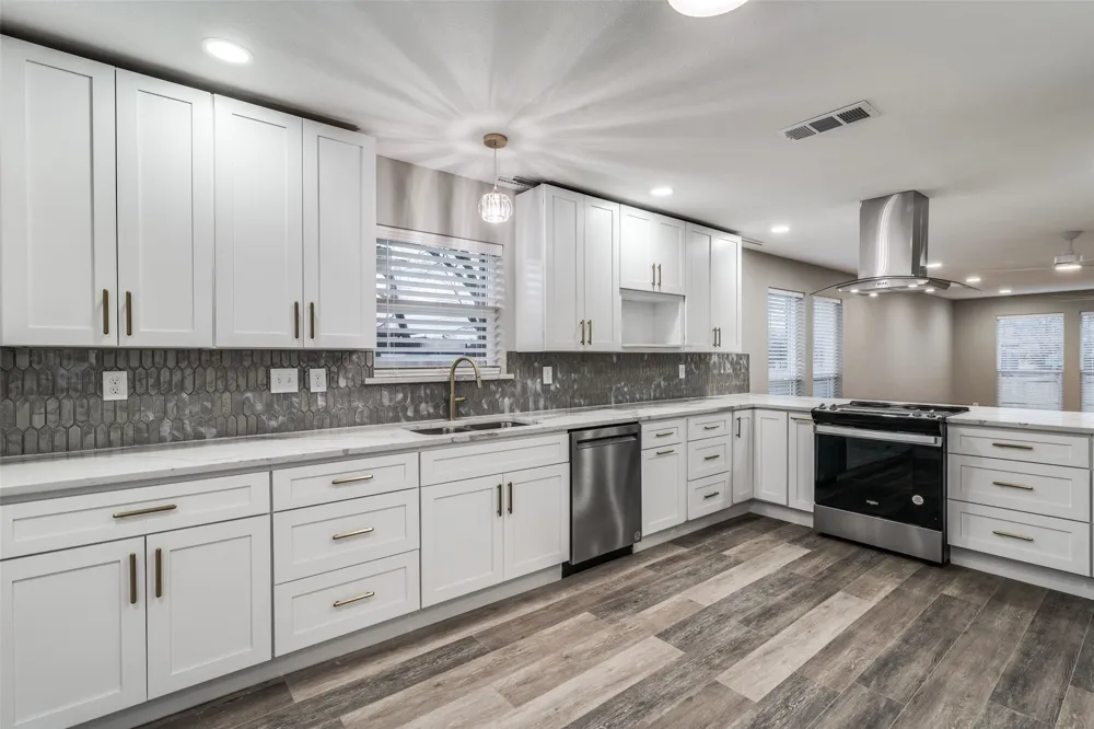 2617 Birmingham Avenue Dallas, TX 75215