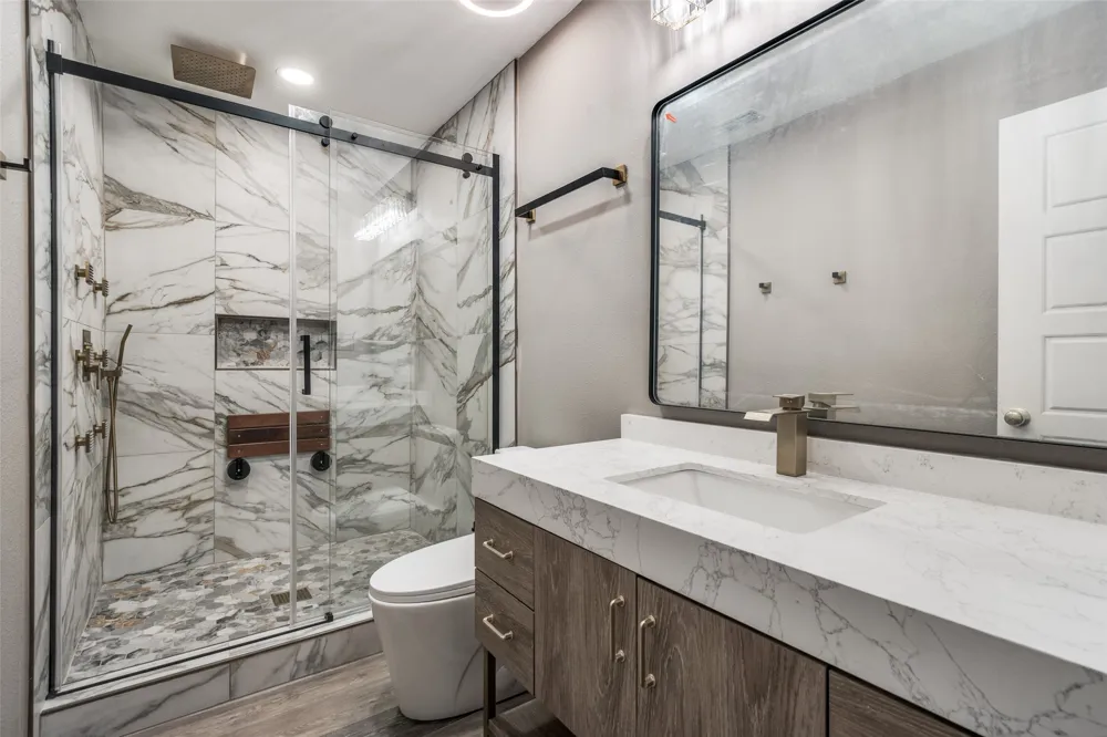 2617 Birmingham Avenue Dallas, TX 75215
