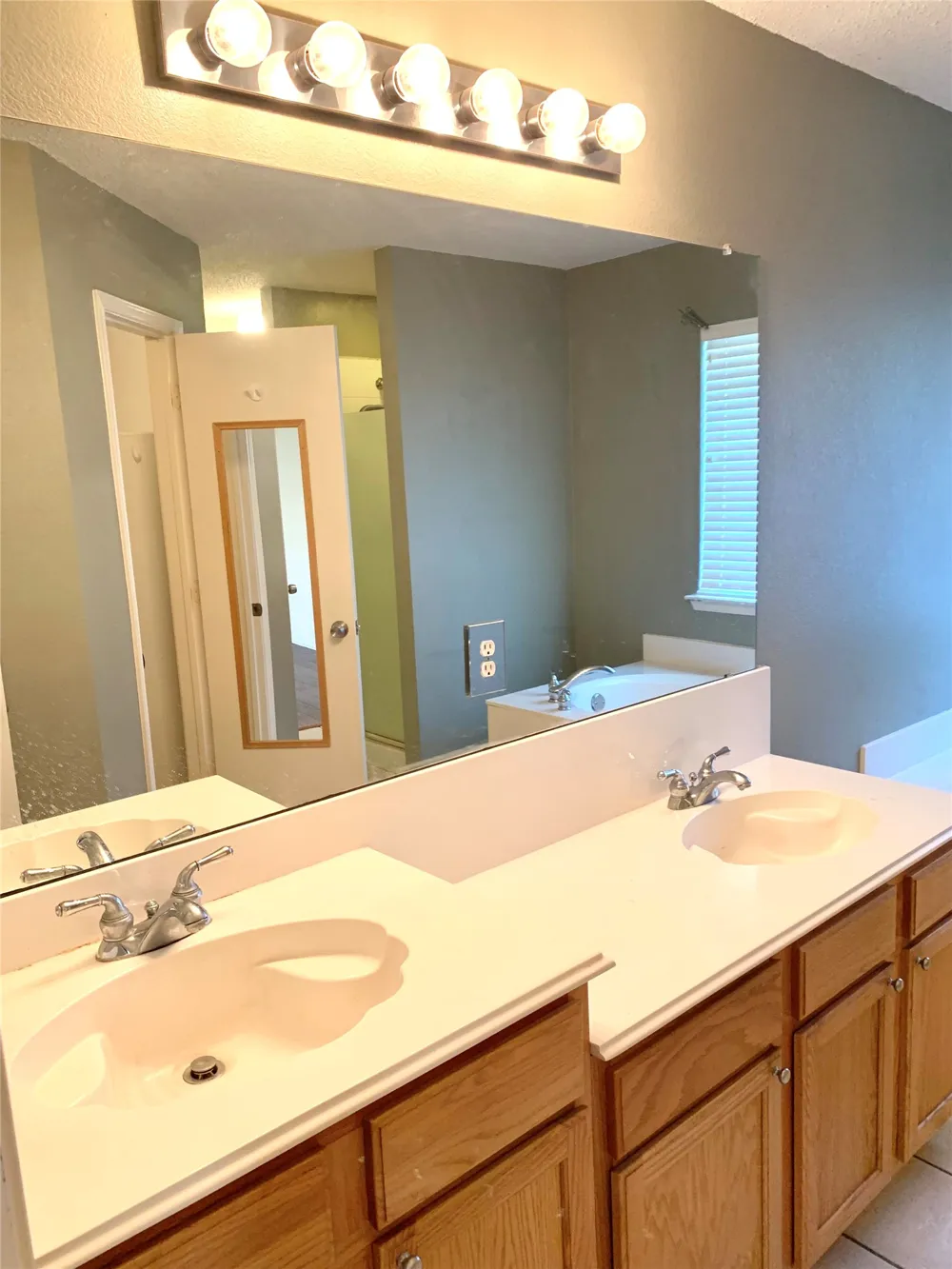 5512 Vineyard Lane McKinney, TX 75070
