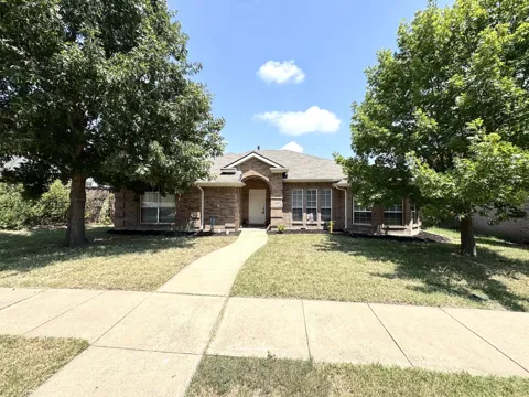5512 Vineyard Lane