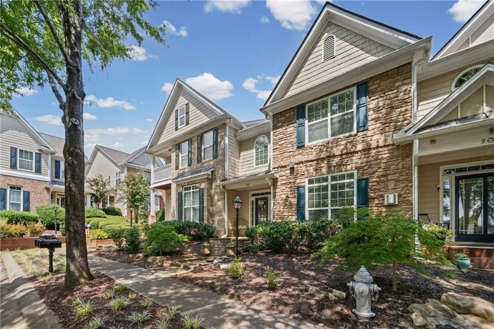 967 Cambron Commons Trace Suwanee, GA 30024