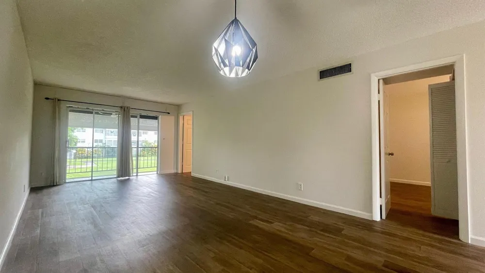 1801 NW 75TH AVENUE #211 Plantation, FL 33313