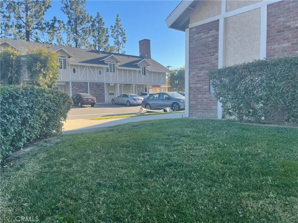 2270 Rosecrans Fullerton, CA 92833
