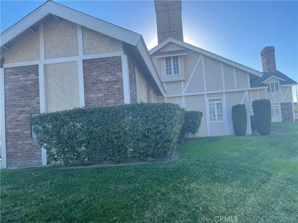 2270 Rosecrans Fullerton, CA 92833