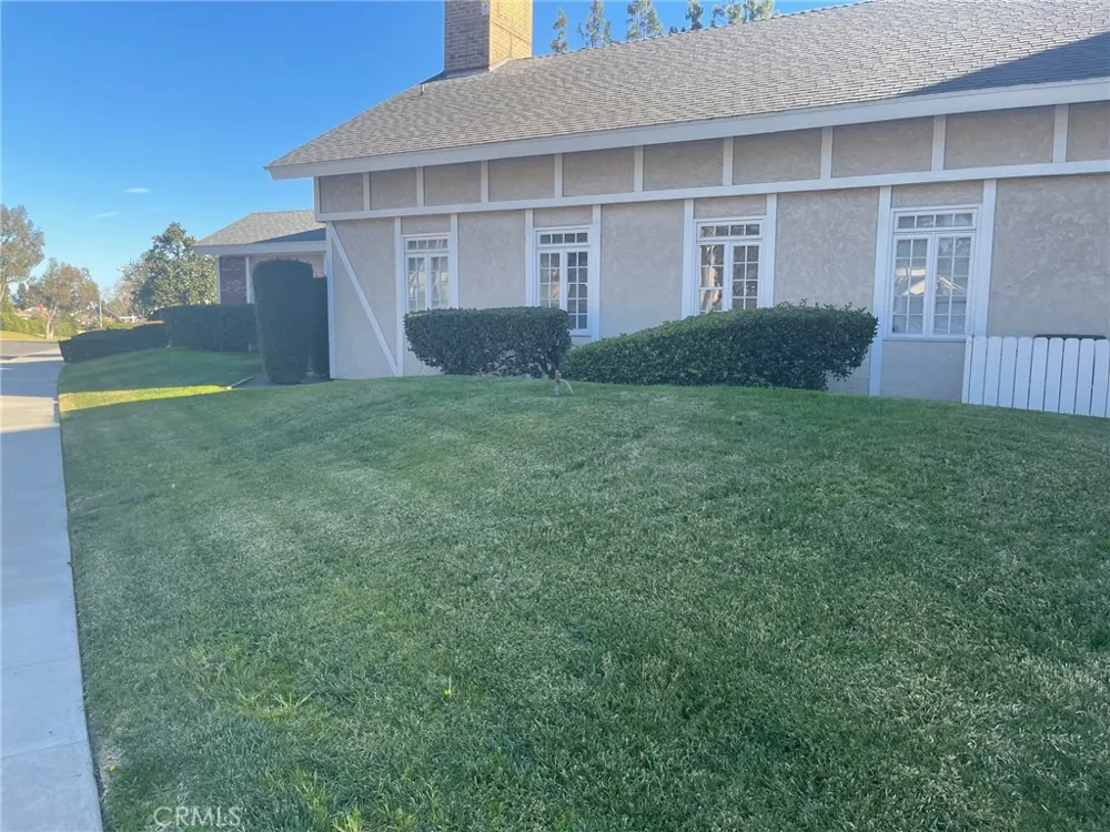 2270 Rosecrans Fullerton, CA 92833