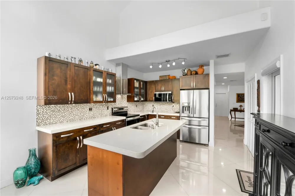 5348 NW 106th Ct Doral, FL 33178