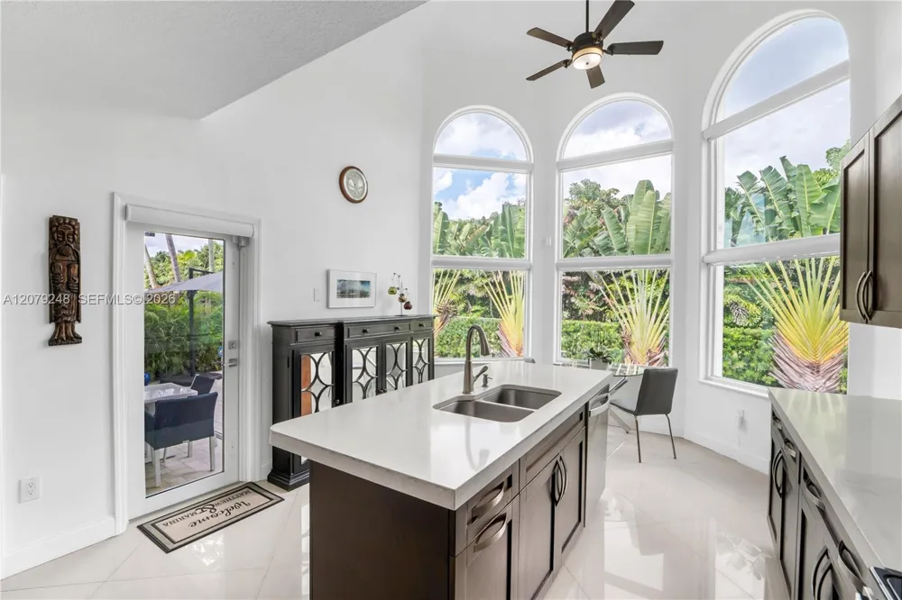 5348 NW 106th Ct Doral, FL 33178