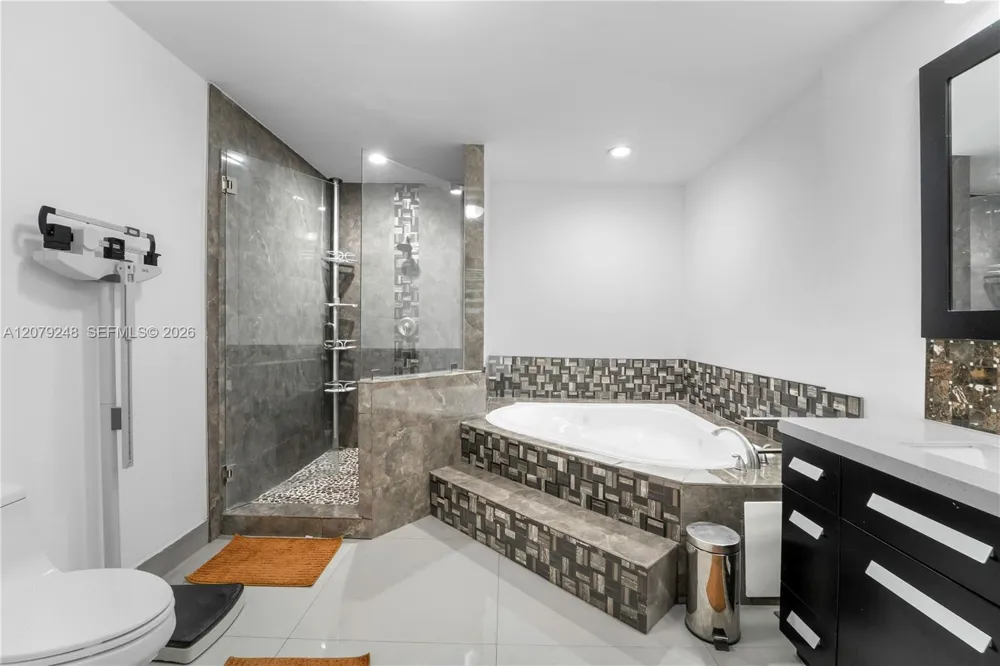 5348 NW 106th Ct Doral, FL 33178