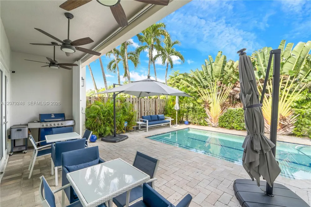 5348 NW 106th Ct Doral, FL 33178