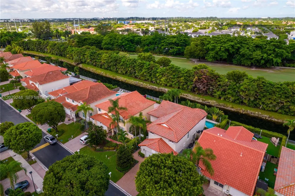 5348 NW 106th Ct Doral, FL 33178