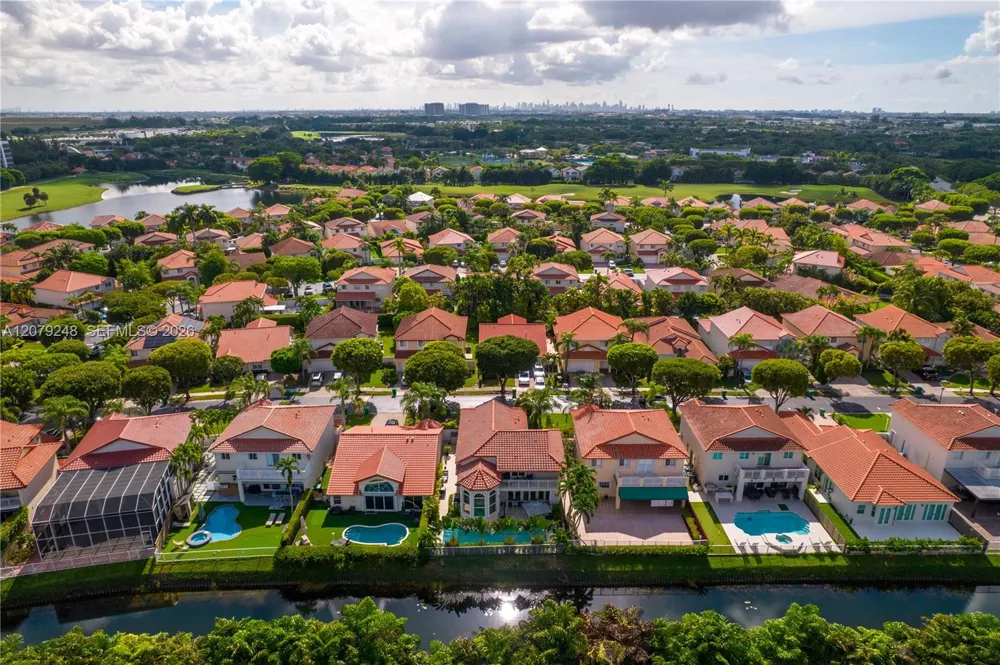 5348 NW 106th Ct Doral, FL 33178