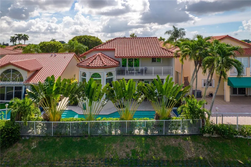 5348 NW 106th Ct Doral, FL 33178