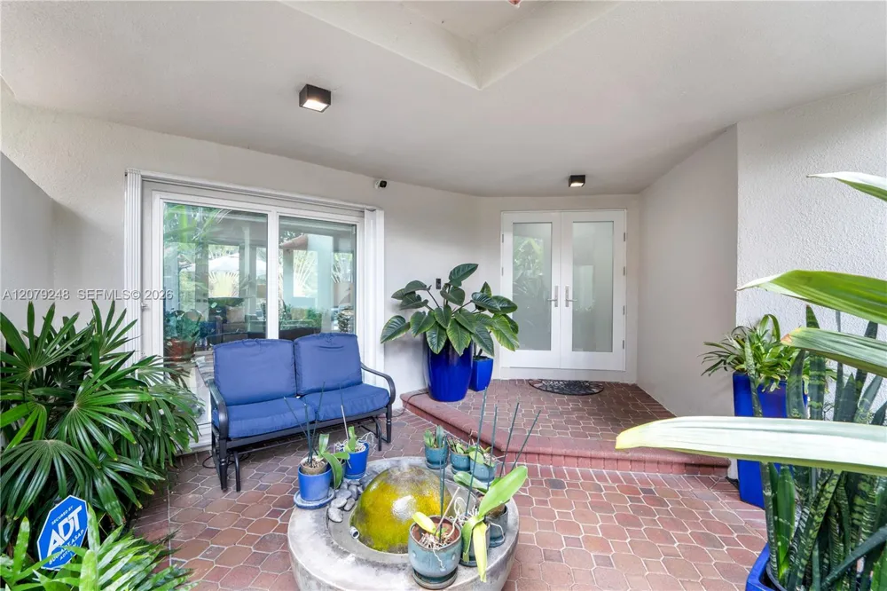 5348 NW 106th Ct Doral, FL 33178
