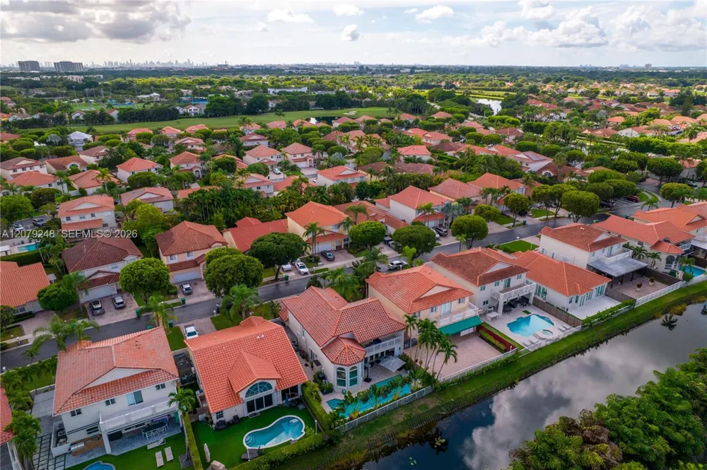 5348 NW 106th Ct Doral, FL 33178
