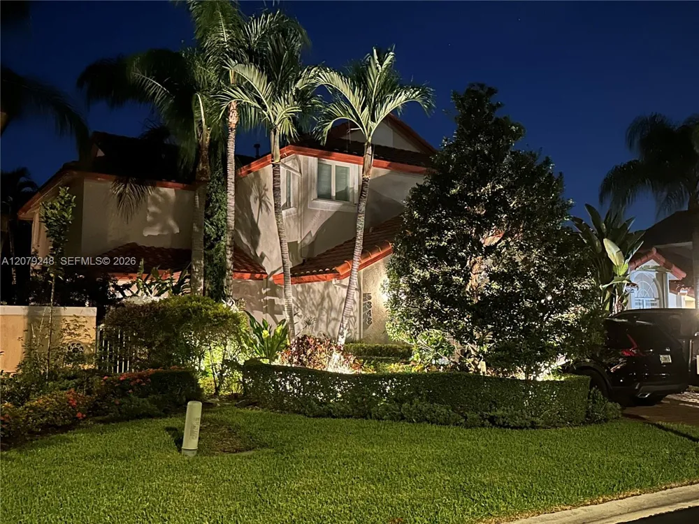 5348 NW 106th Ct Doral, FL 33178