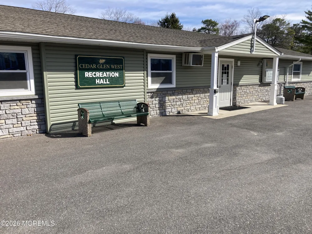 3 Swan Street Manchester, NJ 08759