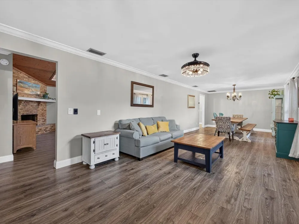 992 SLEEPING ROCK COURT Winter Springs, FL 32708
