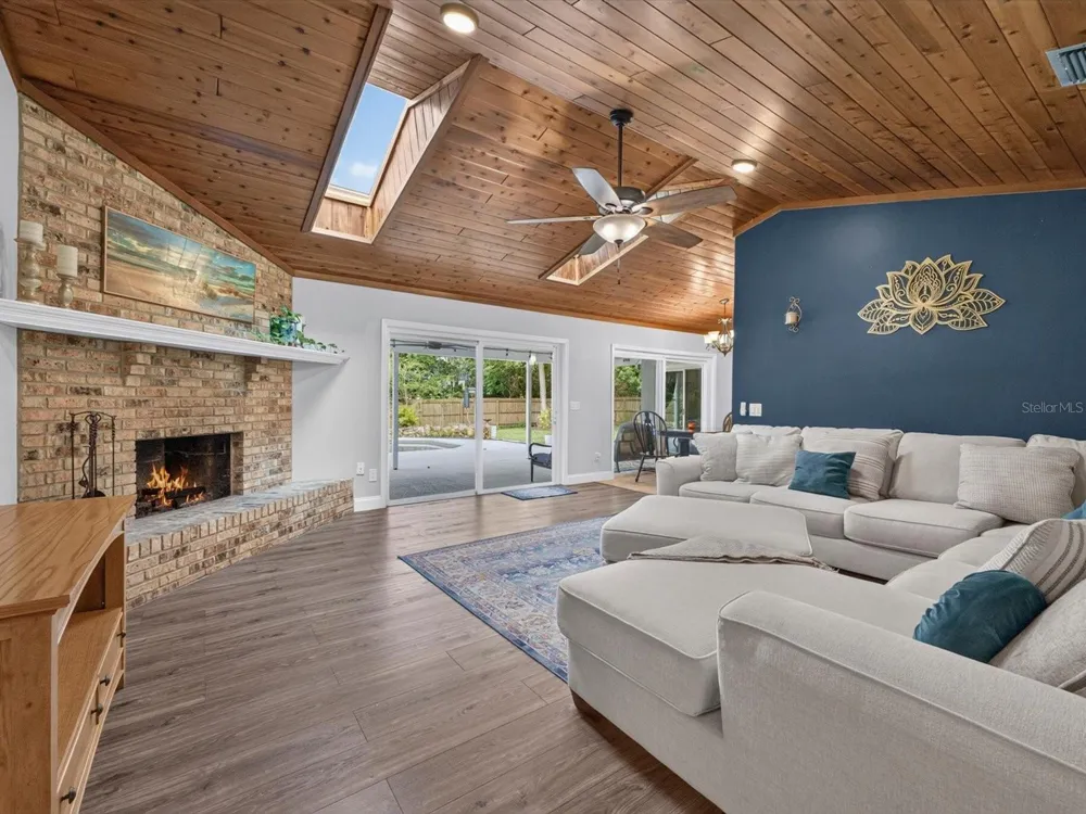 992 SLEEPING ROCK COURT Winter Springs, FL 32708