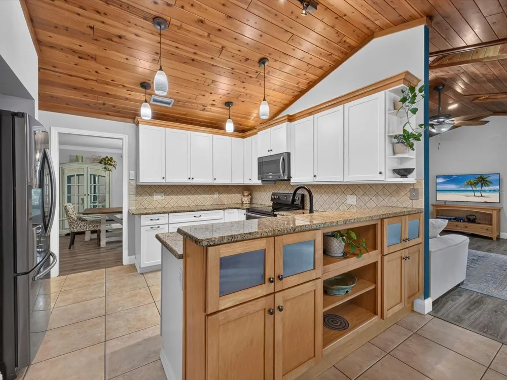 992 SLEEPING ROCK COURT Winter Springs, FL 32708