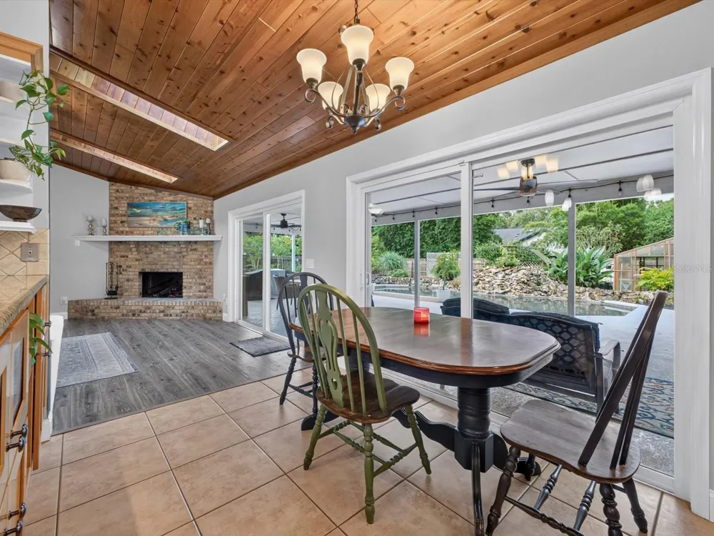 992 SLEEPING ROCK COURT Winter Springs, FL 32708