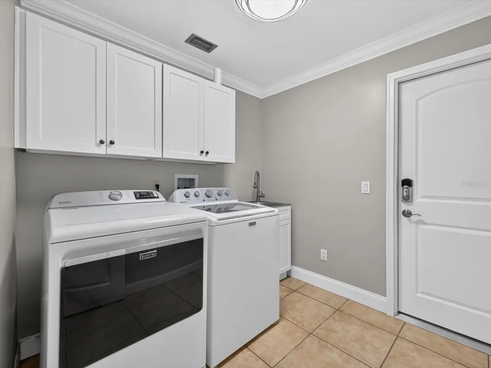 992 SLEEPING ROCK COURT Winter Springs, FL 32708