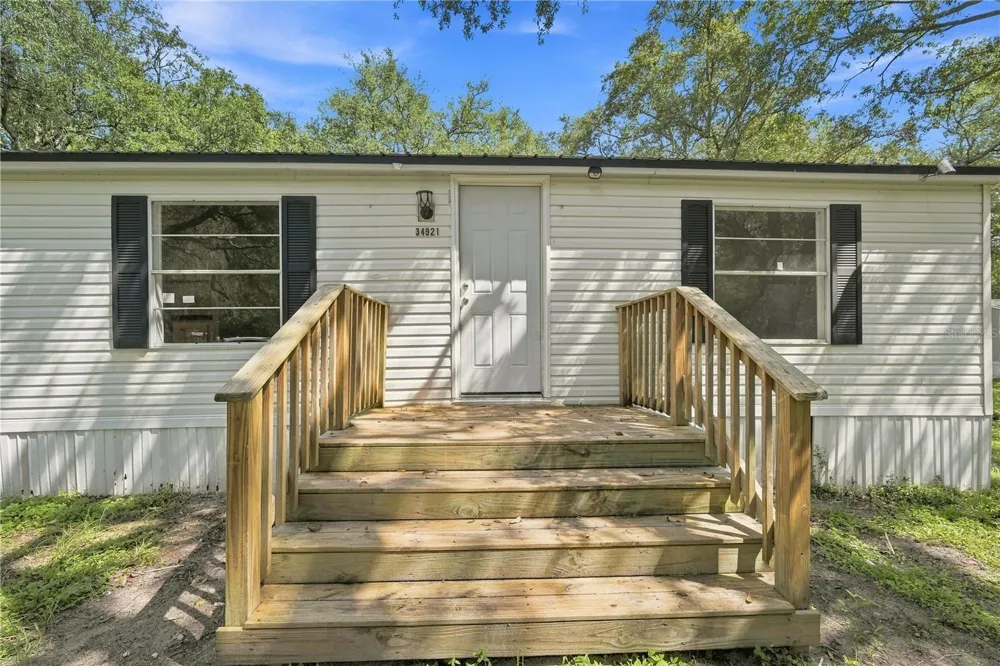 34921 EMILY DRIVE Dade City, FL 33523