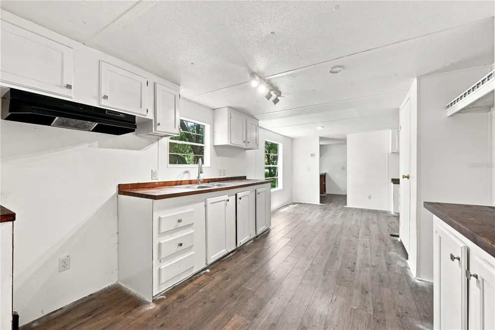 34921 EMILY DRIVE Dade City, FL 33523