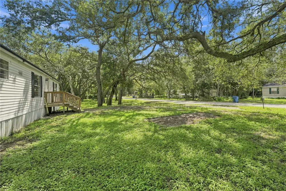 34921 EMILY DRIVE Dade City, FL 33523