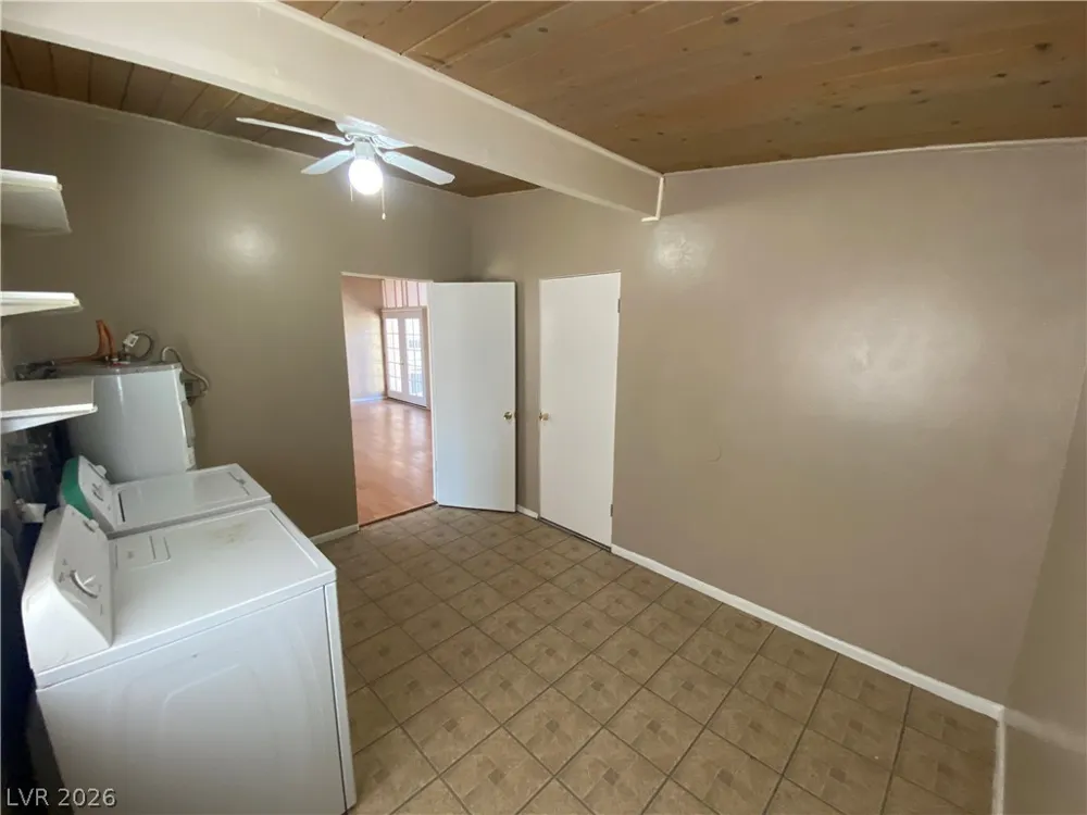 4512 Exposition Avenue Las Vegas, NV 89102