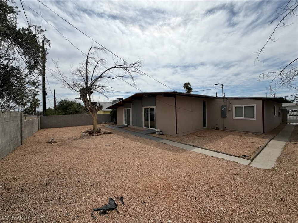 4512 Exposition Avenue Las Vegas, NV 89102