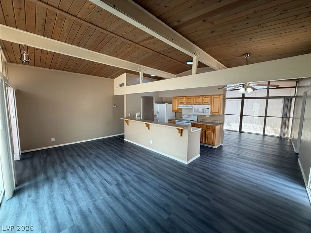 4512 Exposition Avenue Las Vegas, NV 89102
