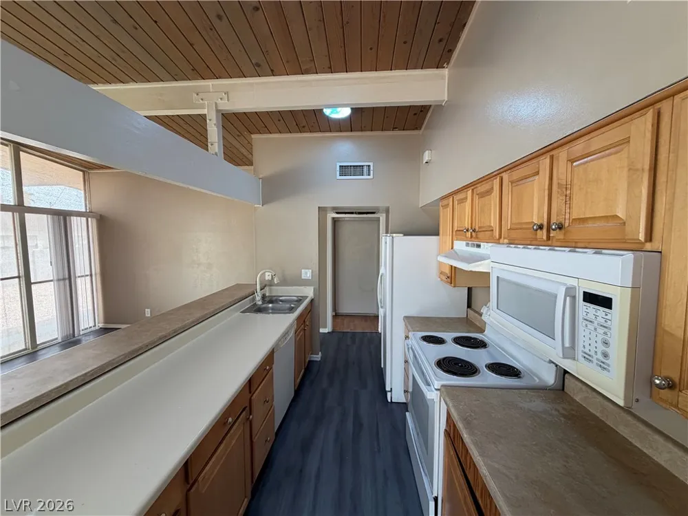4512 Exposition Avenue Las Vegas, NV 89102