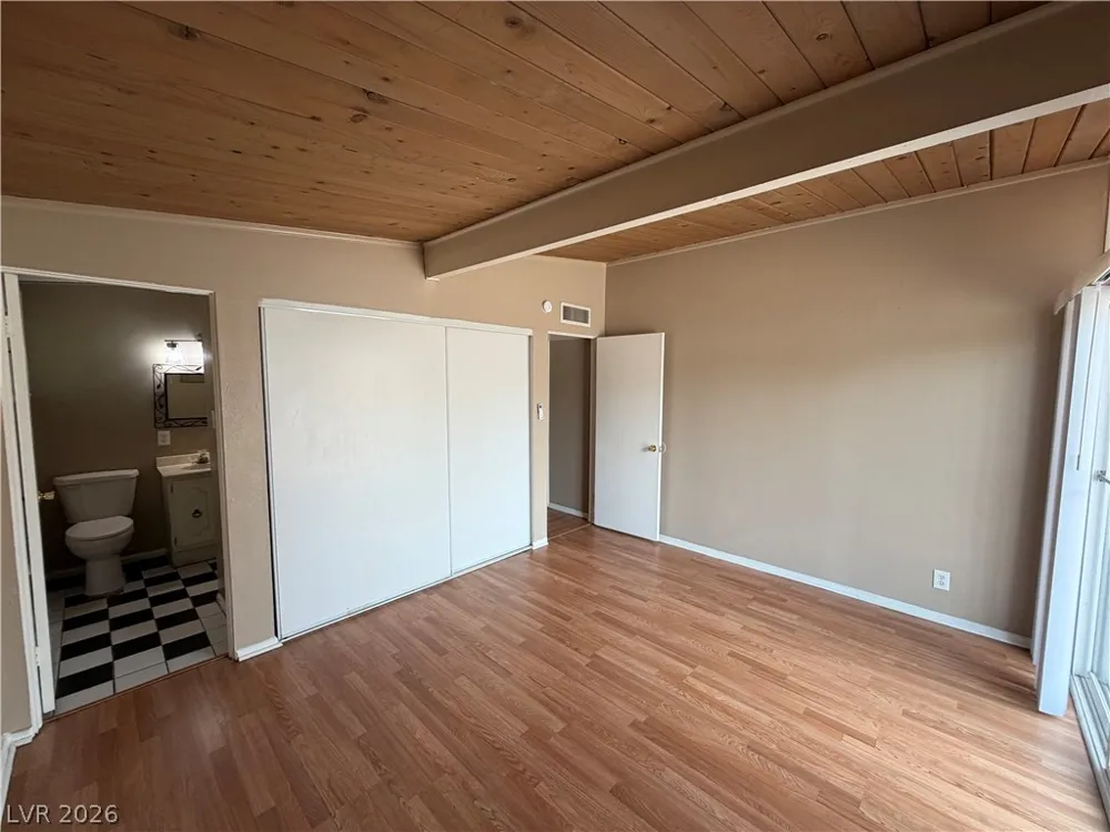 4512 Exposition Avenue Las Vegas, NV 89102