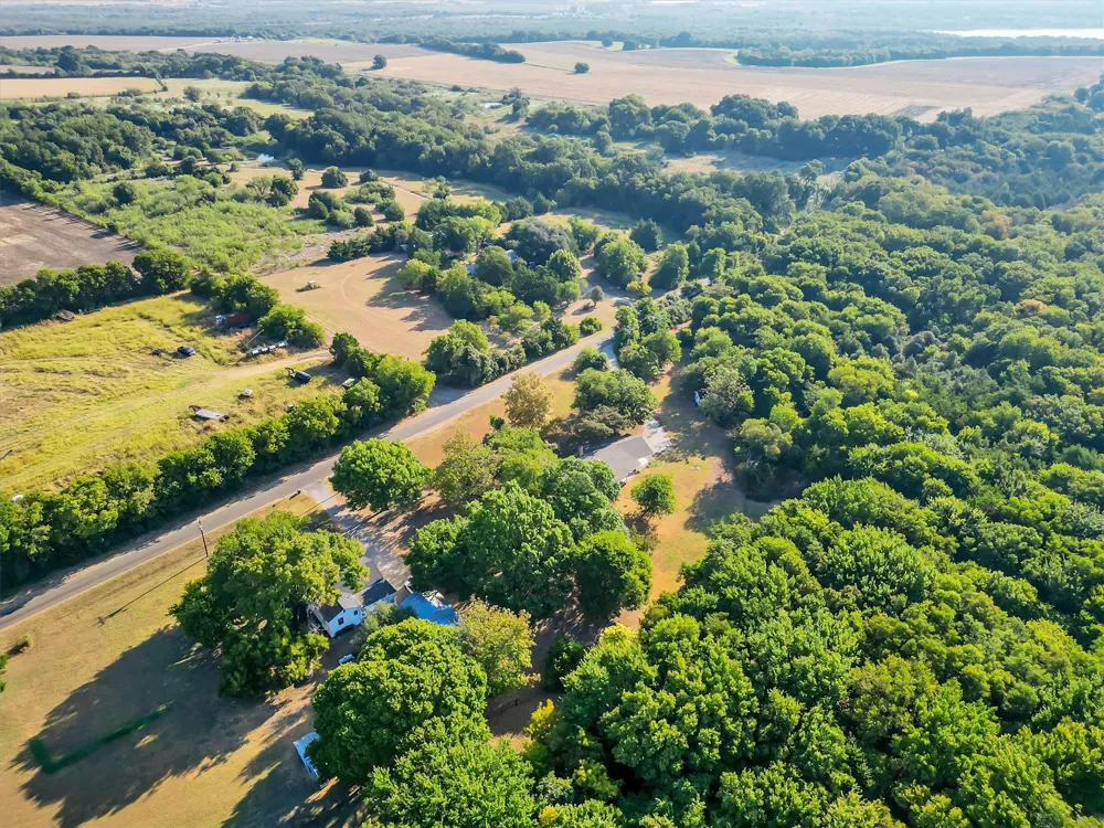 2162 Old Waxahachie Road Ennis, TX 75119