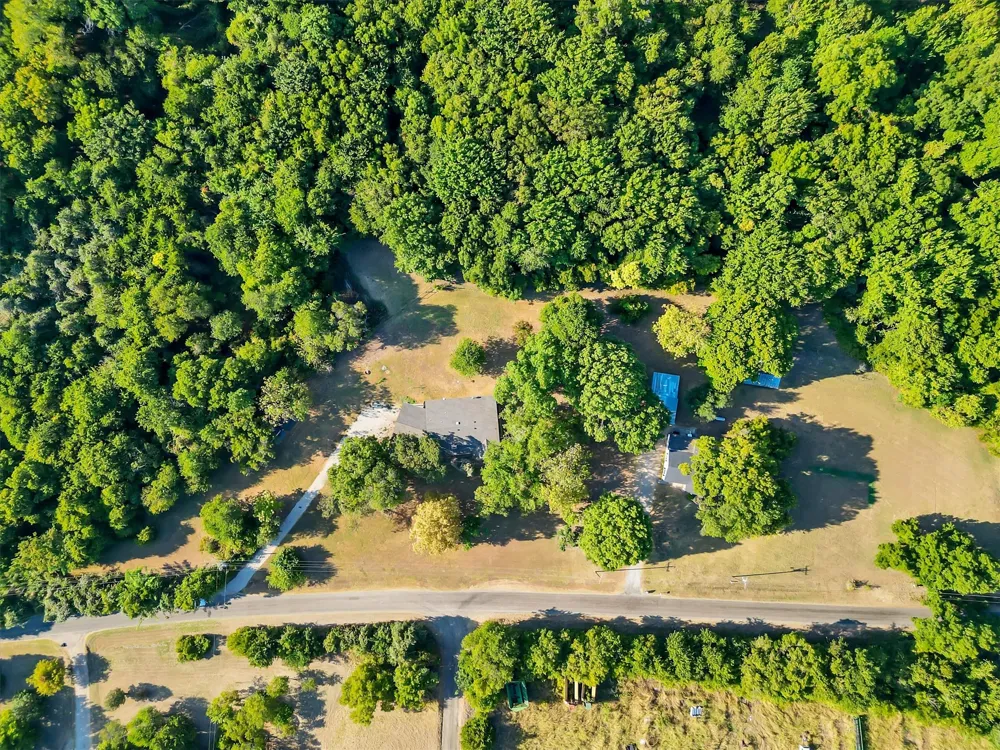 2162 Old Waxahachie Road Ennis, TX 75119