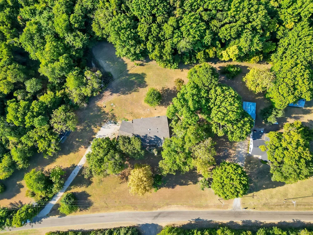 2162 Old Waxahachie Road Ennis, TX 75119