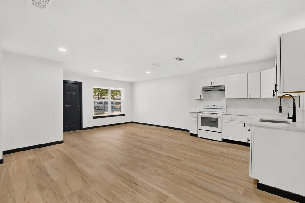 3029 Forestdale Lane Balch Springs, TX 75180