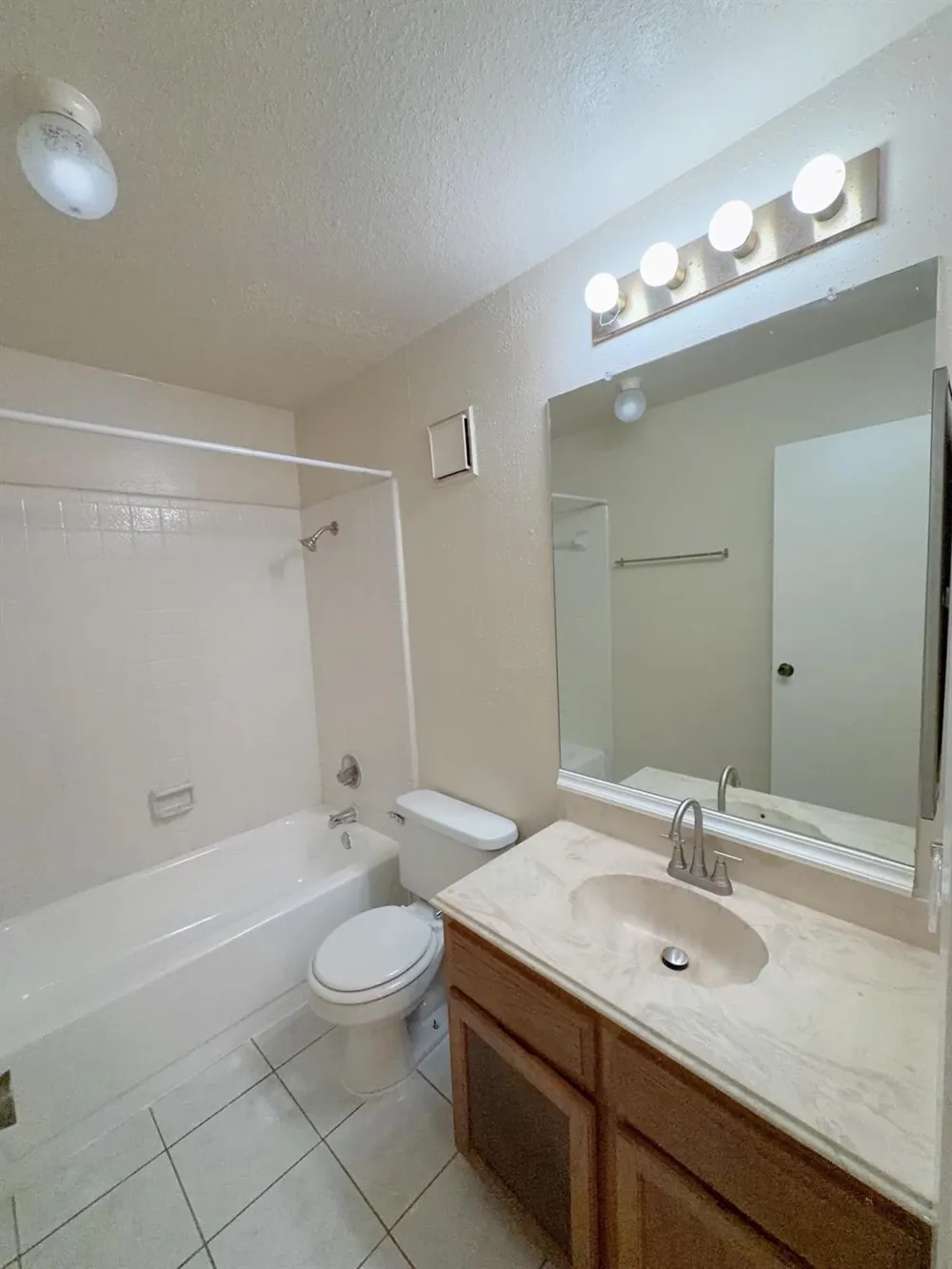 6666 Harbor Town Drive #A110 Houston, TX 77036