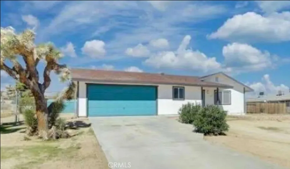 3800 Ruidosa Yucca Valley, CA 92284