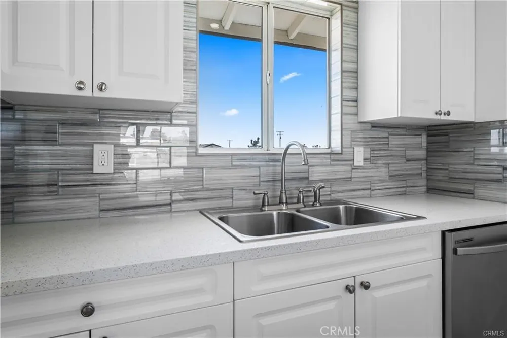 3800 Ruidosa Yucca Valley, CA 92284