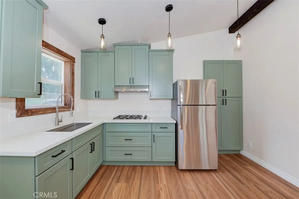 1474 E 110th Los Angeles, CA 90059