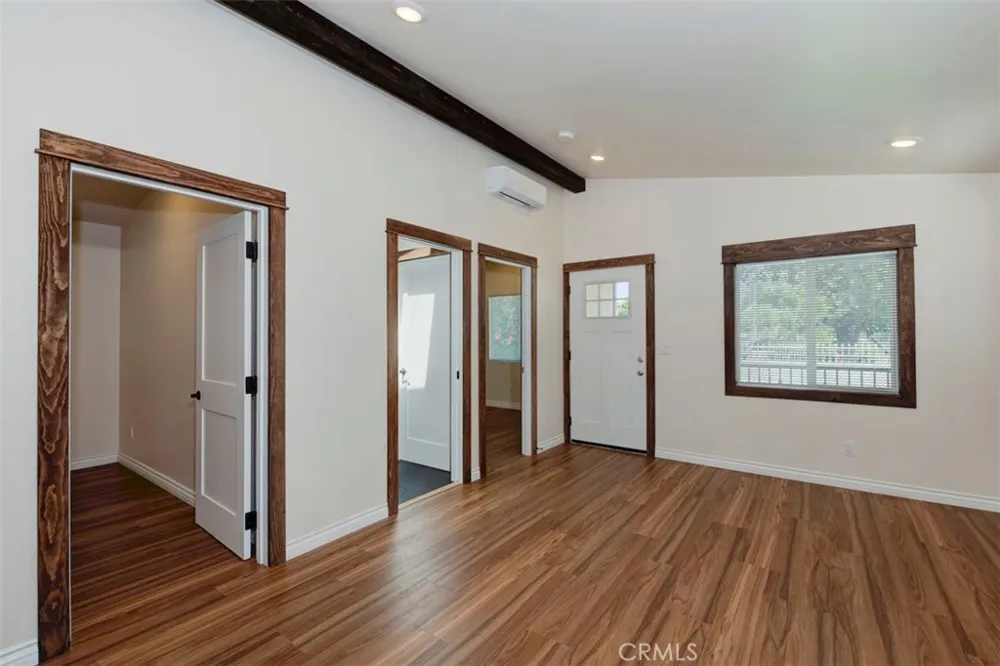 1474 E 110th Los Angeles, CA 90059