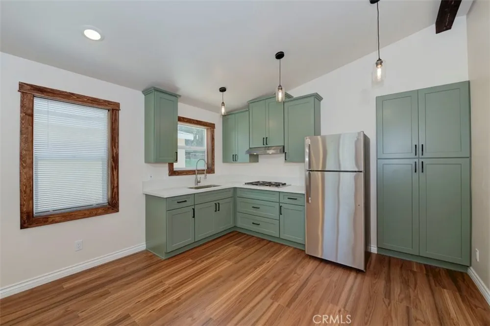 1474 E 110th Los Angeles, CA 90059