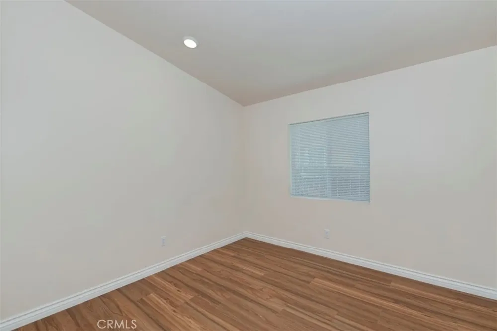 1474 E 110th Los Angeles, CA 90059