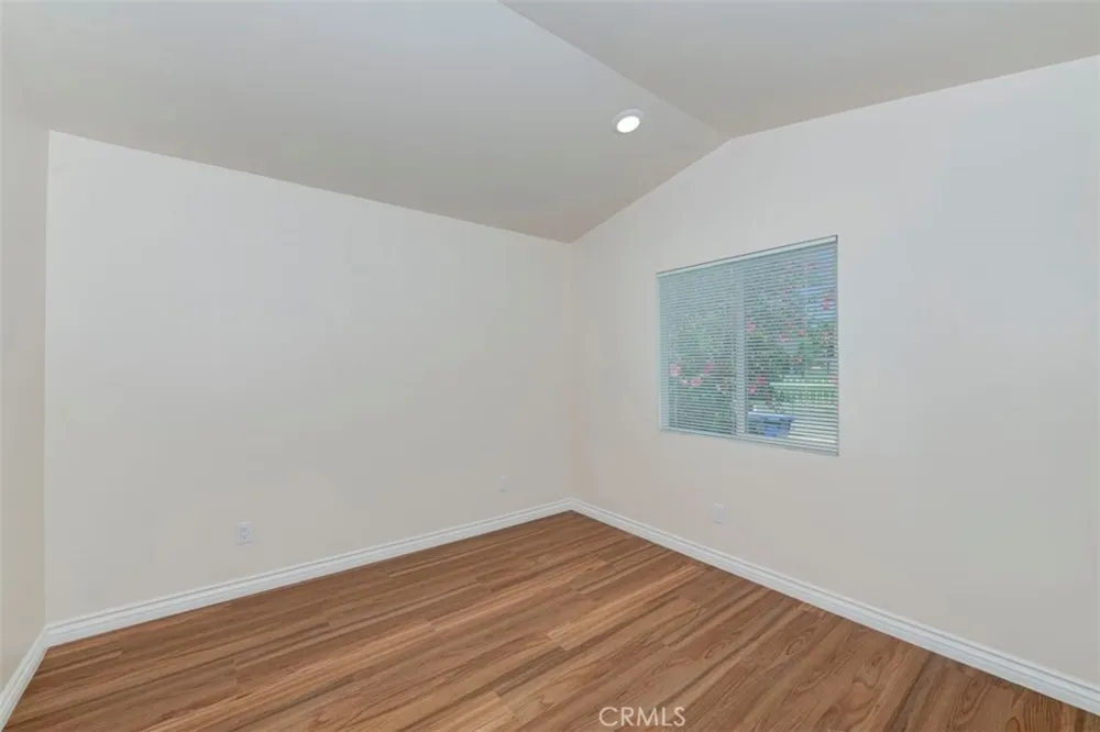 1474 E 110th Los Angeles, CA 90059