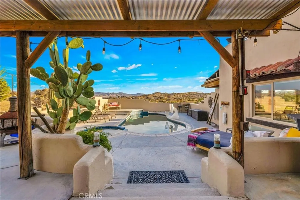 5484 Paisano Yucca Valley, CA 92284