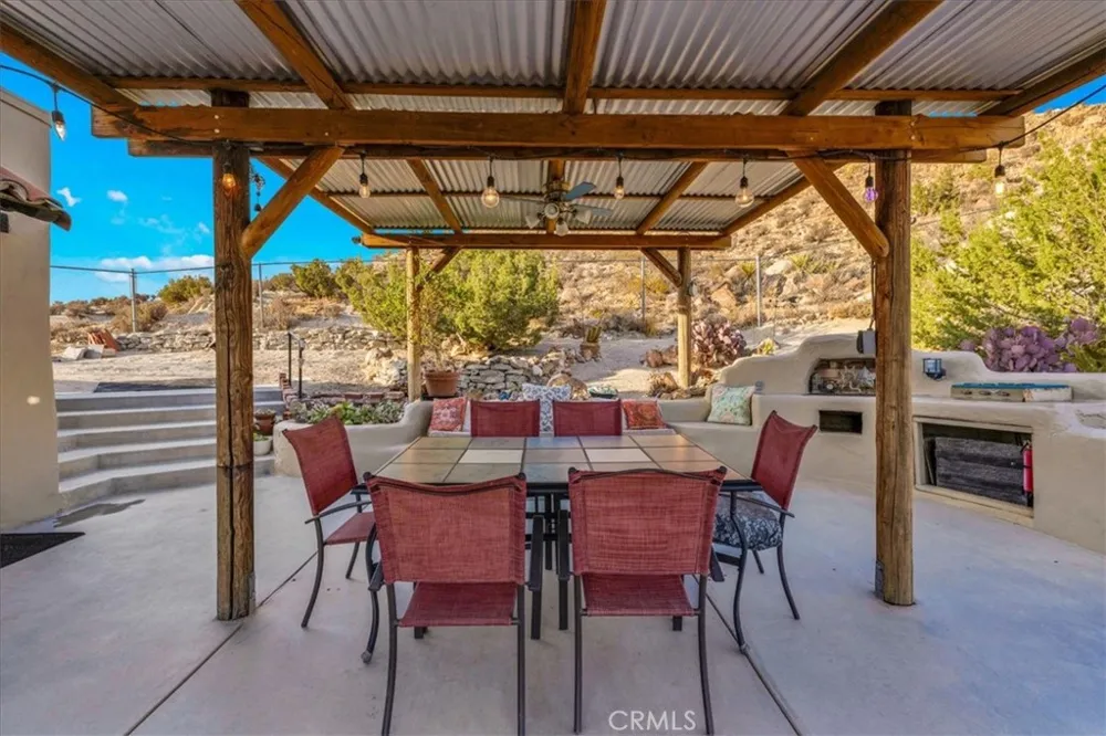 5484 Paisano Yucca Valley, CA 92284