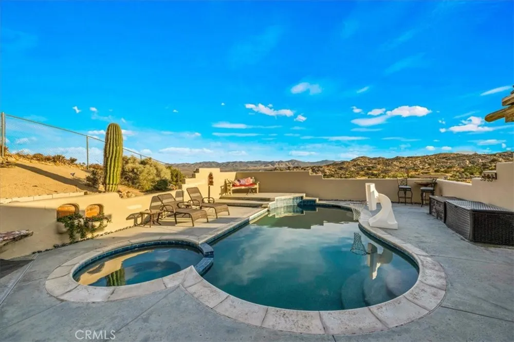 5484 Paisano Yucca Valley, CA 92284