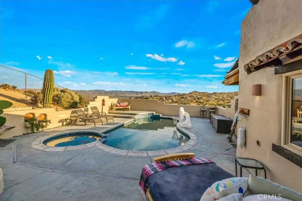 5484 Paisano Yucca Valley, CA 92284